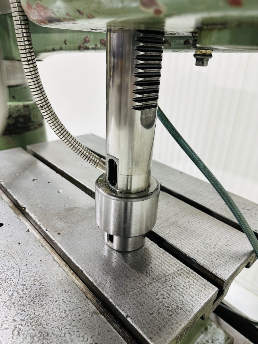 Caser F40-750