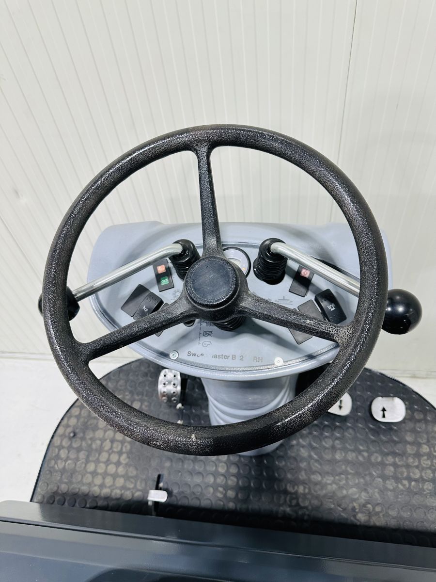 Hako Sweepmaster B1200 RH